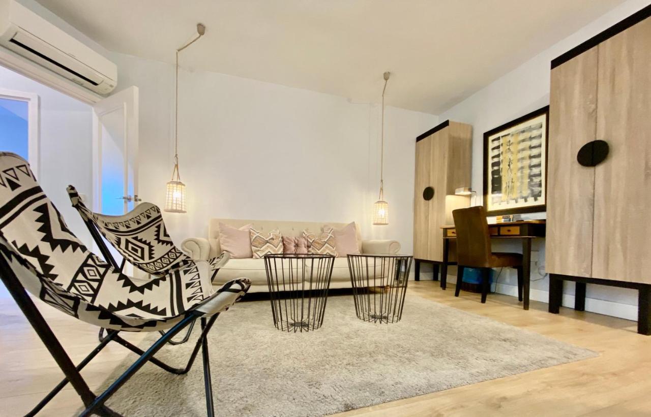 Apartamento Charming La Casa de La Castellana Madrid Exterior foto
